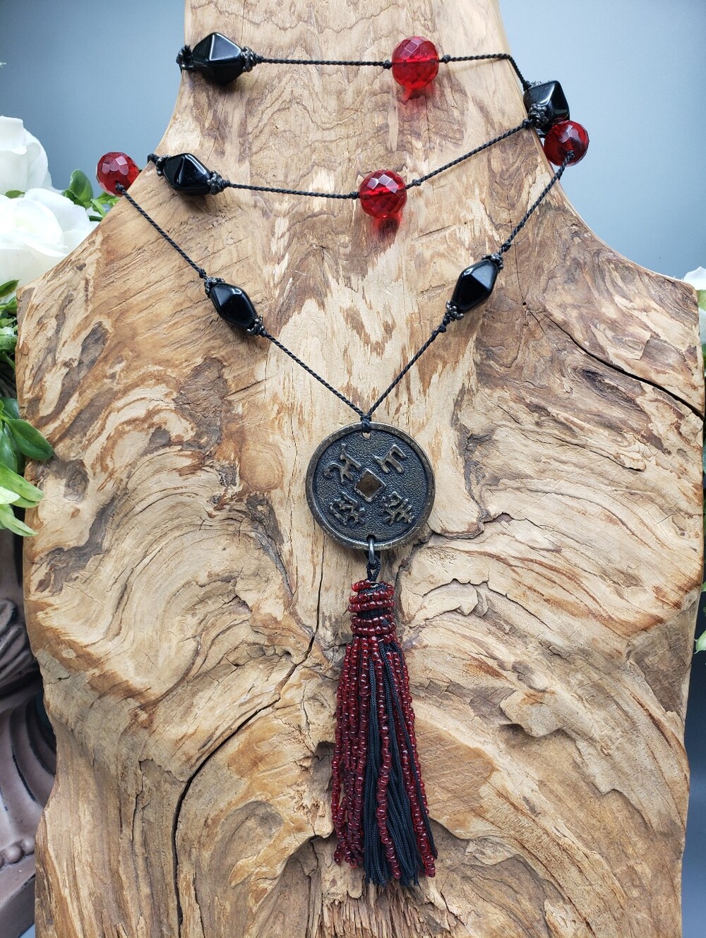 LONG Red & Black Beads on Cord w/ a Metal Oriental / Asian Medalion & Tassel Vtg